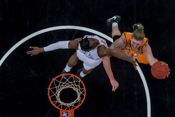 神与战术深 神与战术深