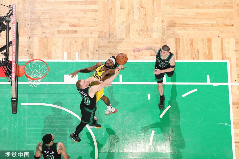 在今年的足 在今年的足