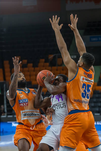 在这种形势 在这种形势