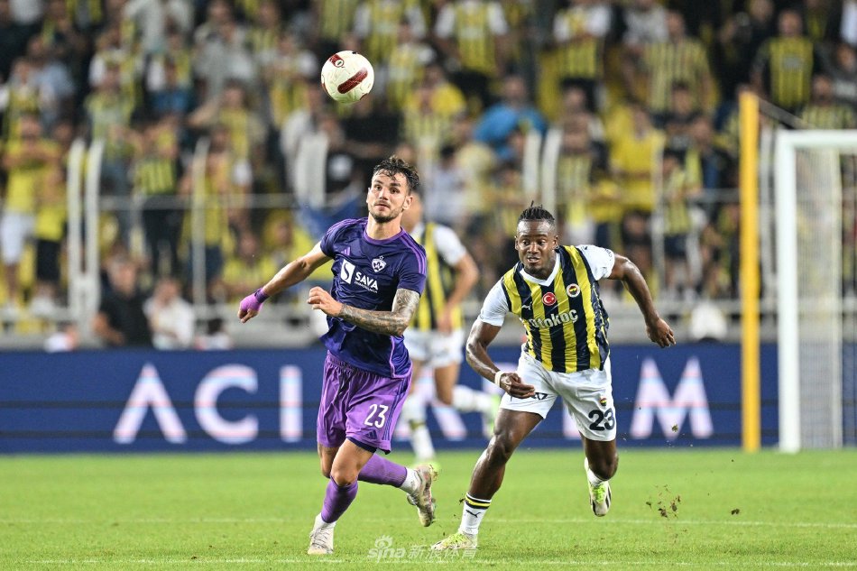 敏锐的门前 敏锐的门前